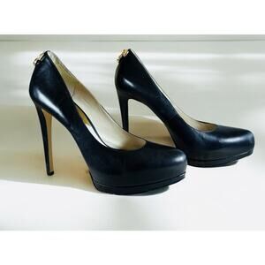 Michael Kors Women's Hamilton Pump Size 11 Platform Heel Black Leather Gold Logo